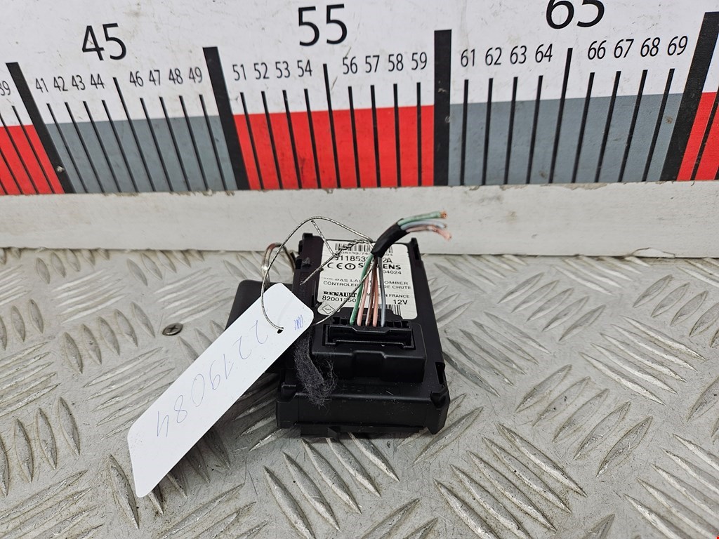 Замок зажигания RENAULT Scenic II 2003-2010