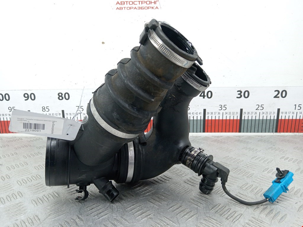 Патрубок воздушного фильтра PEUGEOT 407 2004-2010