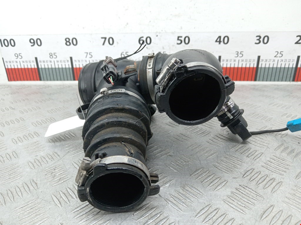 Патрубок воздушного фильтра PEUGEOT 407 2004-2010