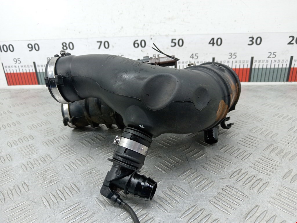 Патрубок воздушного фильтра PEUGEOT 407 2004-2010