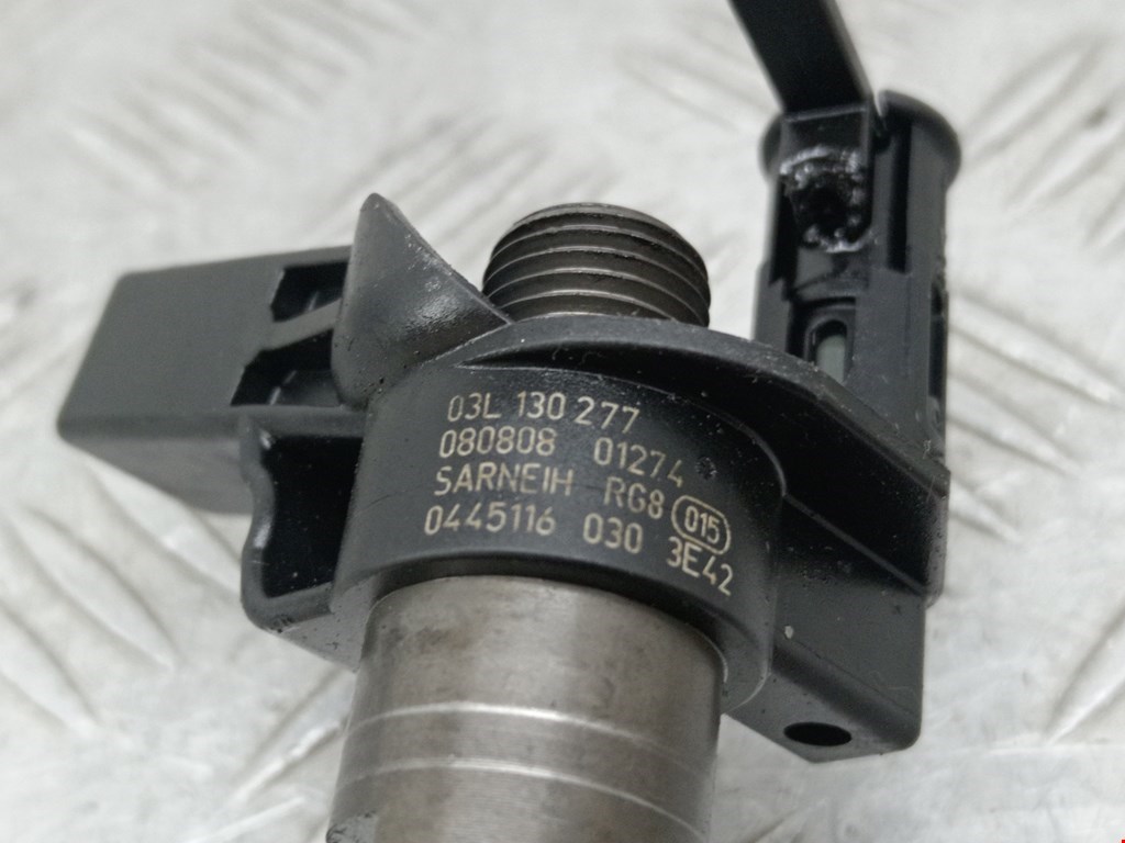 Форсунка дизельная электрическая VOLKSWAGEN Jetta V 2005-2011