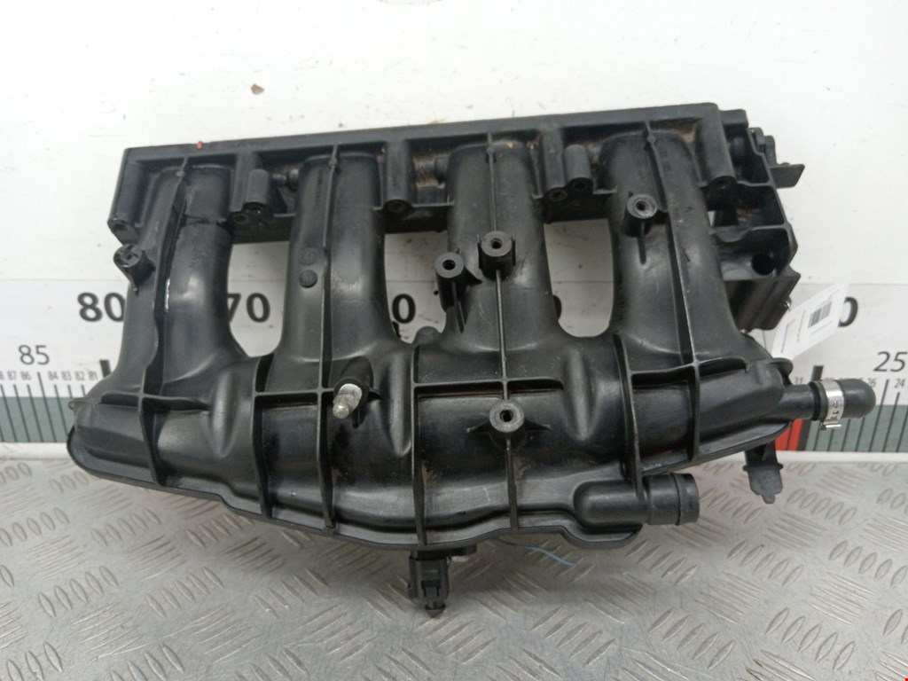 Коллектор впускной AUDI A4 B7 2004-2007