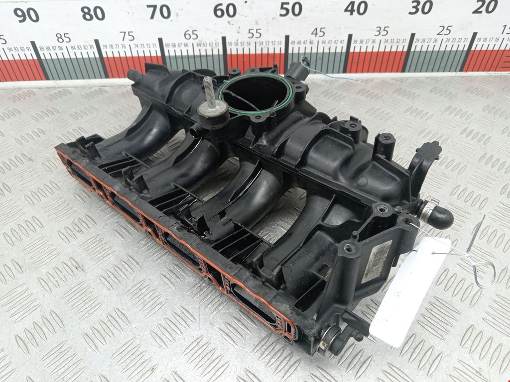 Коллектор впускной AUDI A4 B7 2004-2007