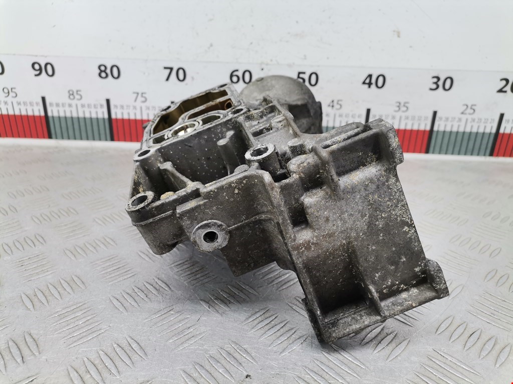 Корпус масляного фильтра BMW 5er 5 серия E60/E61 2003-2010