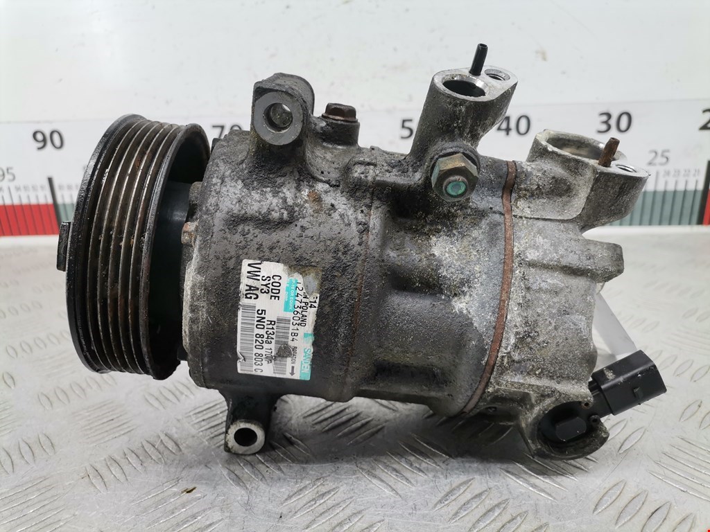 Компрессор кондиционера (системы кондиционирования) SKODA Fabia MK2 5J 2007-2014