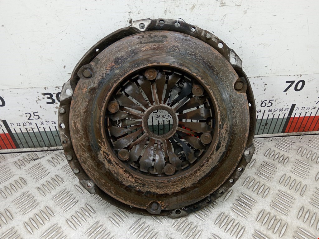 Маховик (демпфер сцепления) VOLKSWAGEN Golf V 2003-2009