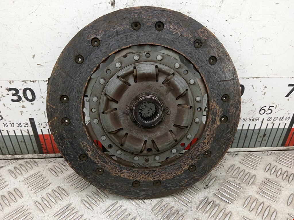 Маховик (демпфер сцепления) VOLKSWAGEN Golf V 2003-2009