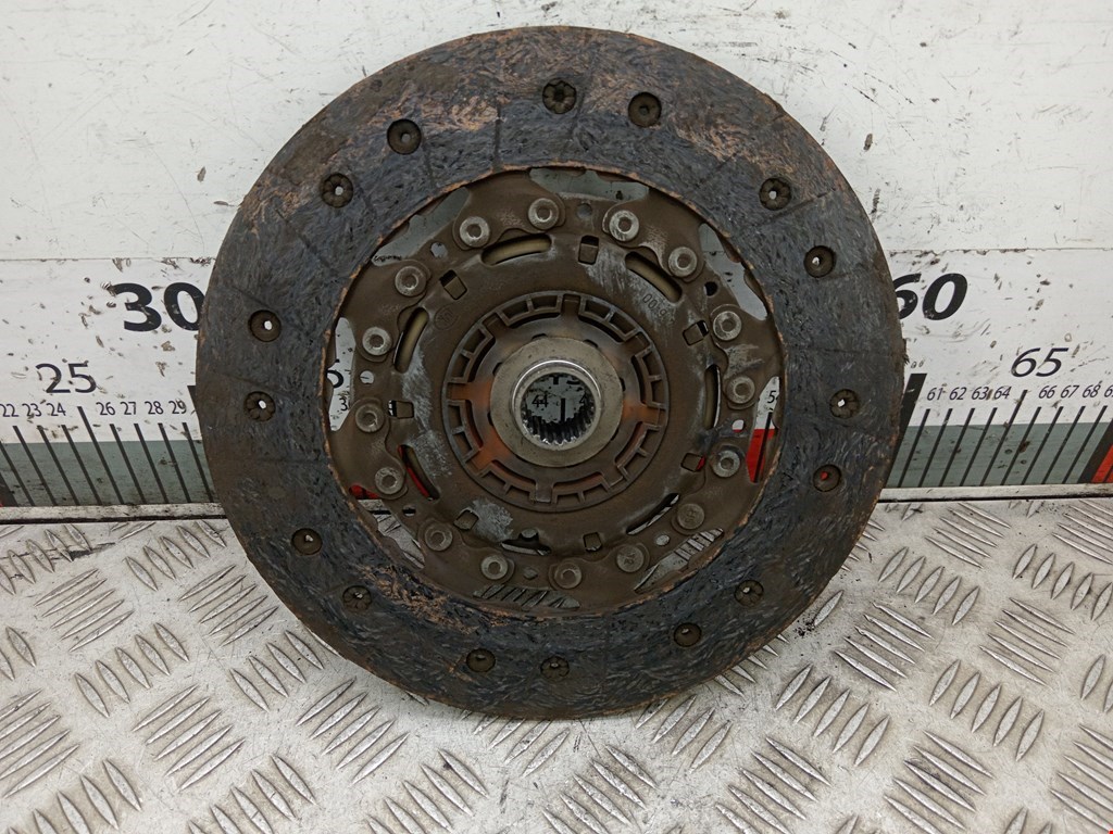 Маховик (демпфер сцепления) VOLKSWAGEN Golf V 2003-2009