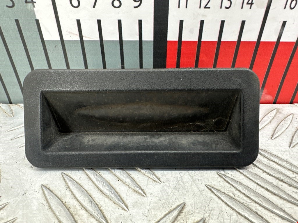 Ручка двери багажника наружная FORD Fiesta 2008-2012