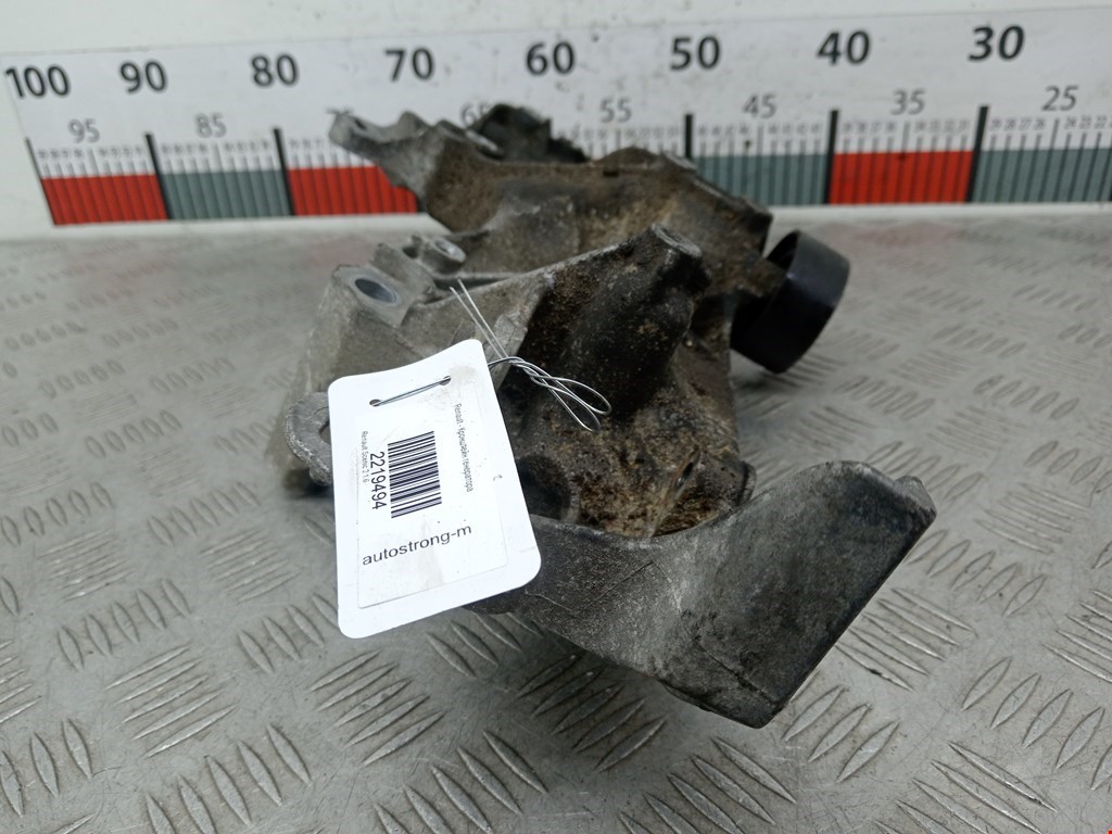 Кронштейн генератора RENAULT Scenic II 2003-2010