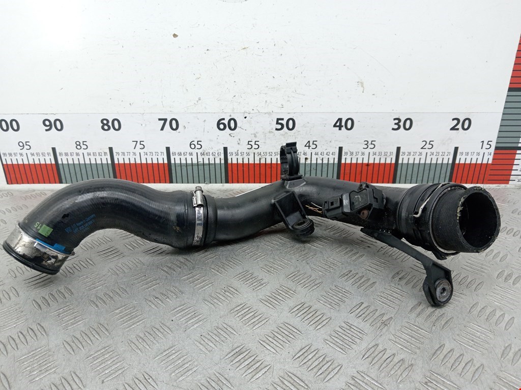 Патрубок интеркулера SEAT Leon 2005-2012