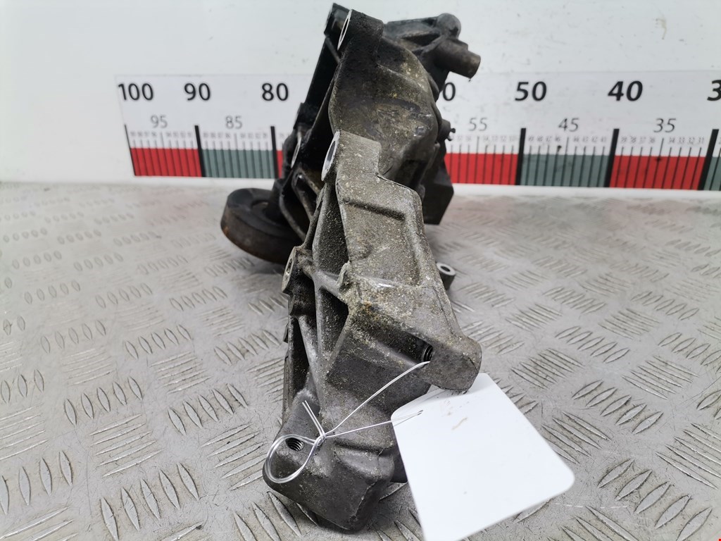 Кронштейн гидроусилителя AUDI A4 B7 2004-2007