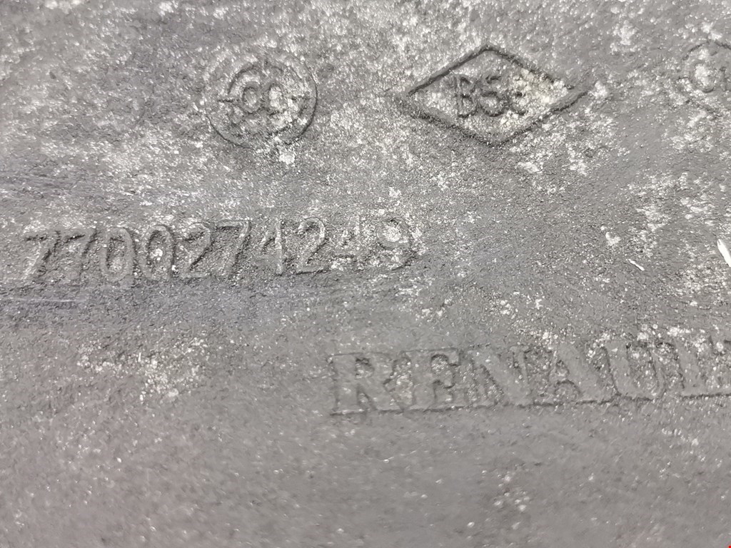 Кронштейн генератора RENAULT Megane I 1996-2002