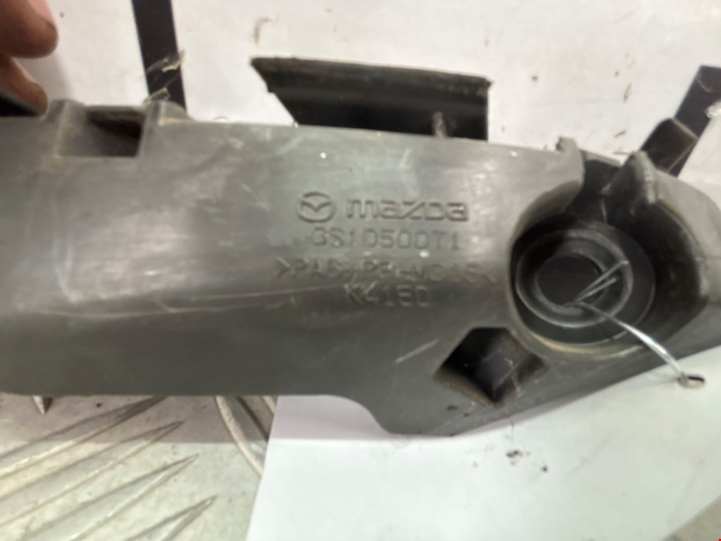 Кронштейн переднего бампера правый MAZDA Mazda 6 GH 2007-2012