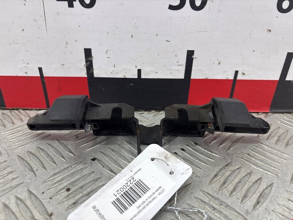 Накладка декоративная под капот (кожух замка капота и прочие) Mazda 6 GH (2007-2013)