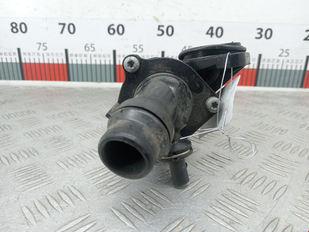 Корпус термостата VOLKSWAGEN Golf VI 2009-2012