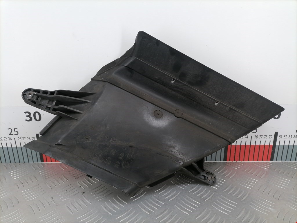 Воздухозаборник (наружный) AUDI A5 2007-2016