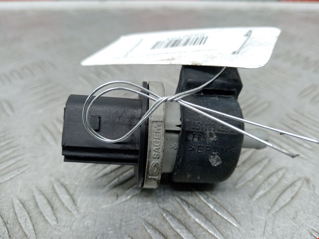 Клапан вентиляции топливного бака VOLKSWAGEN Golf VI 2009-2012