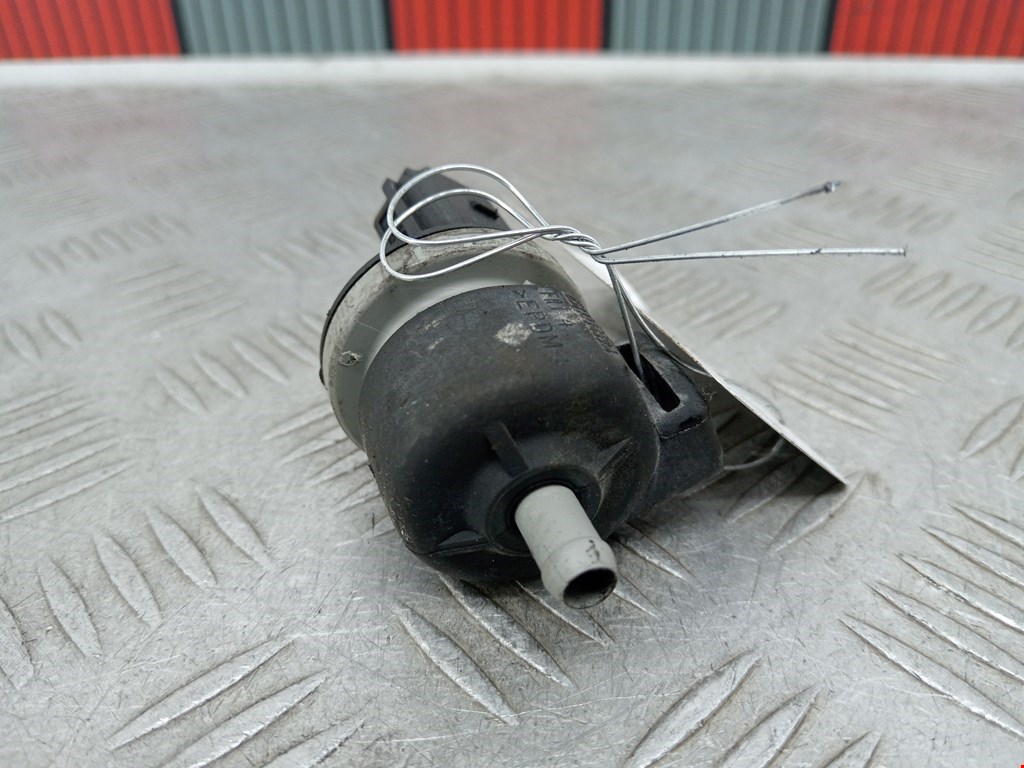 Клапан вентиляции топливного бака VOLKSWAGEN Golf VI 2009-2012