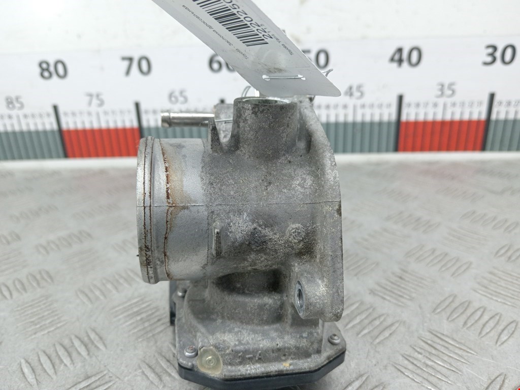 Заслонка дроссельная электрическая TOYOTA Yaris 1999-2005