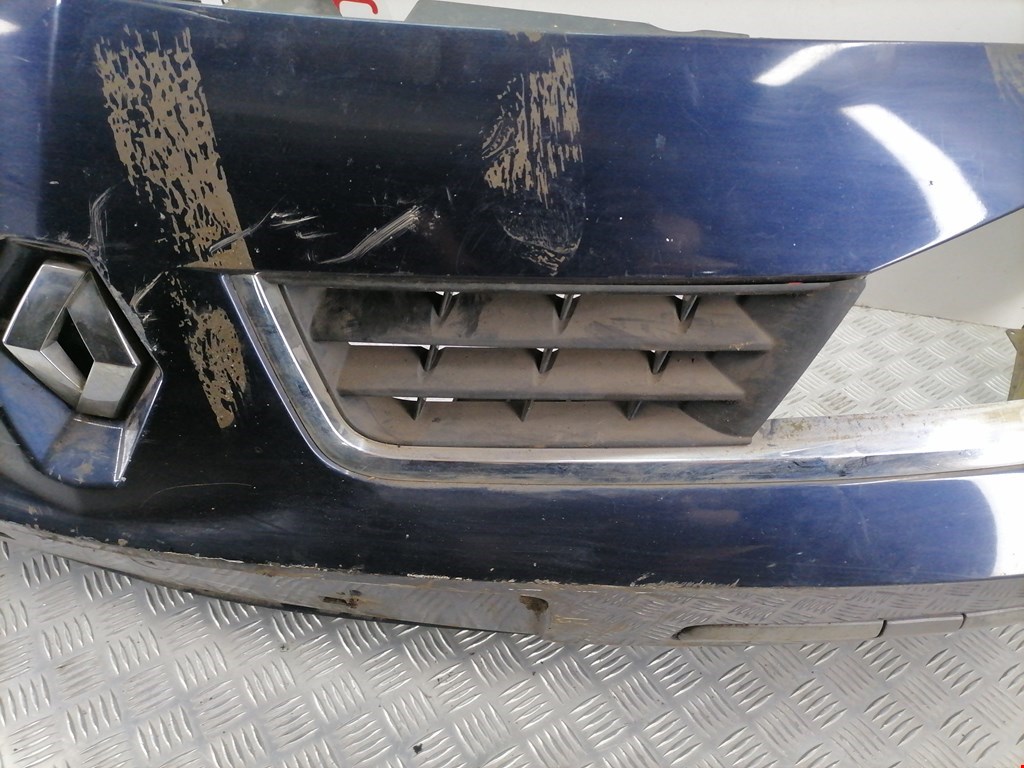Бампер передний RENAULT Laguna 2001-2007