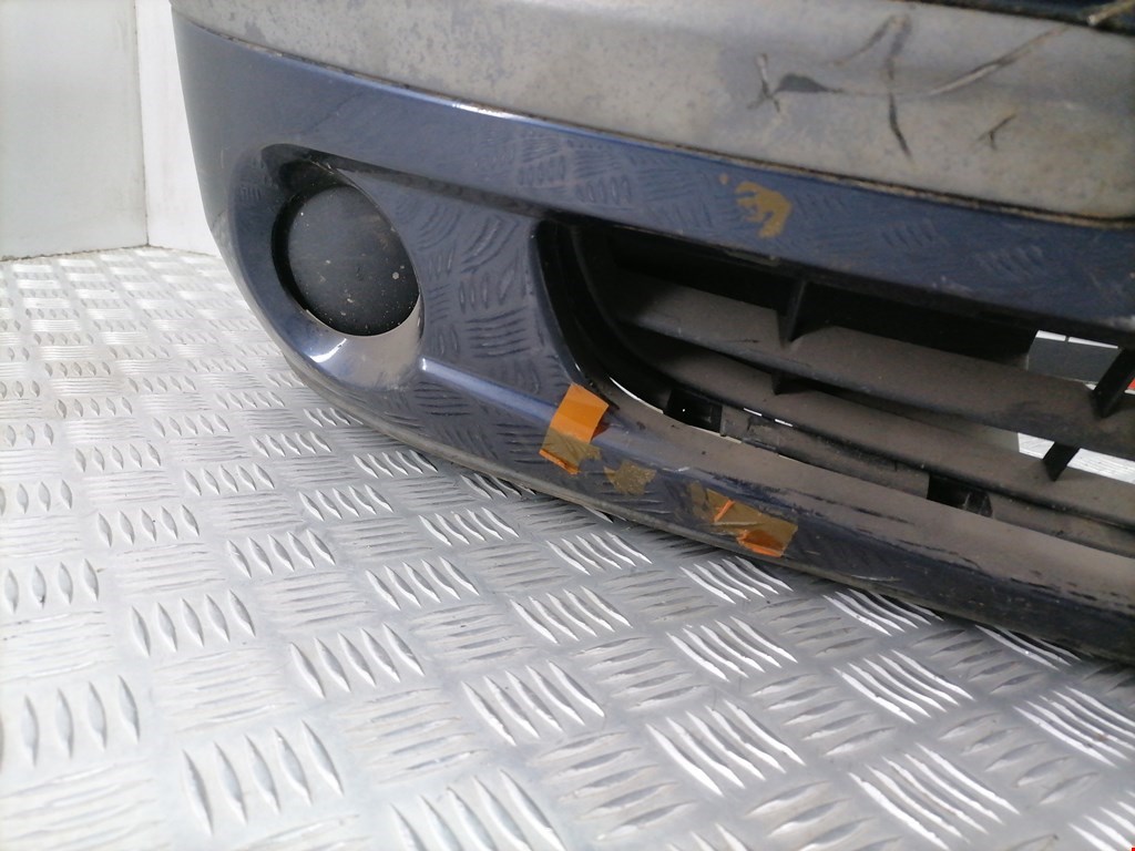 Бампер передний RENAULT Laguna 2001-2007