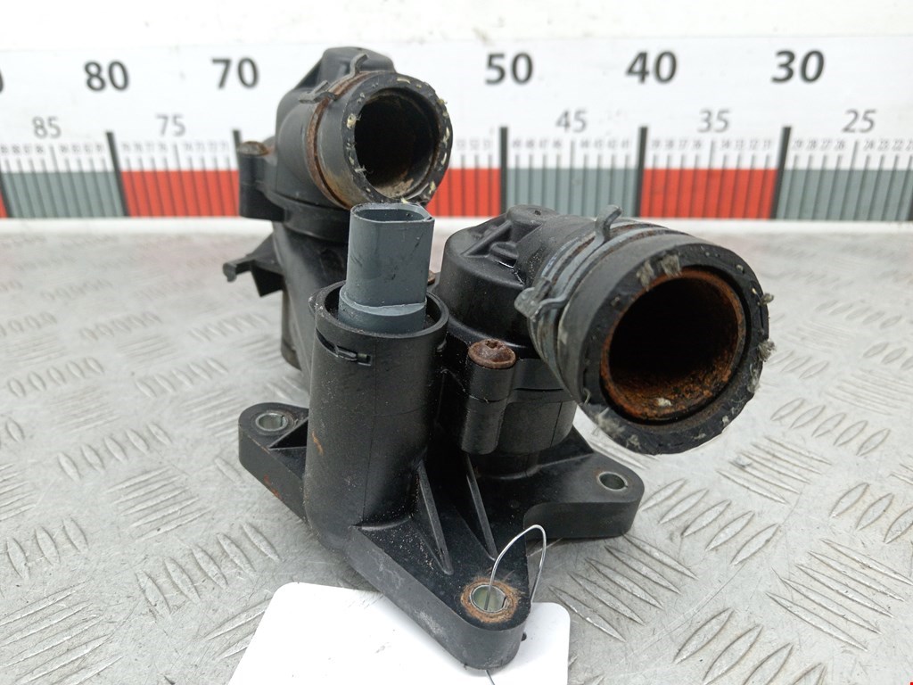 Корпус термостата VOLKSWAGEN Golf VI 2009-2012