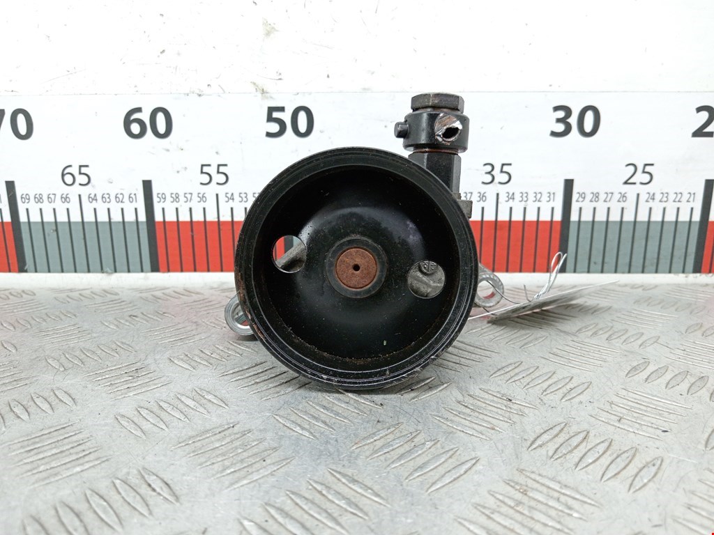 Насос гидроусилителя руля (ГУР) KIA Sorento 2002-2009