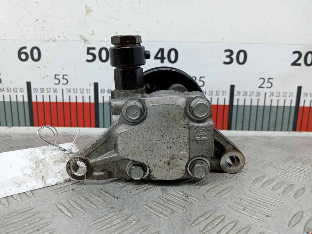 Насос гидроусилителя руля (ГУР) KIA Sorento 2002-2009