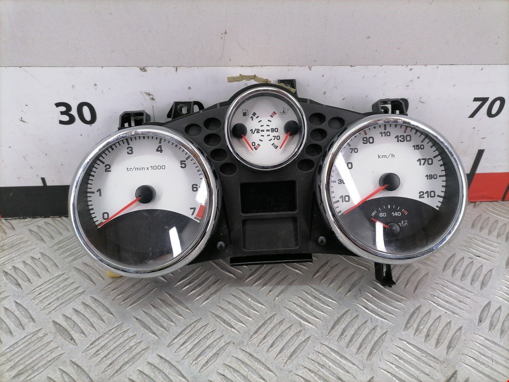 Панель приборов (щиток) PEUGEOT 207 2006-2015