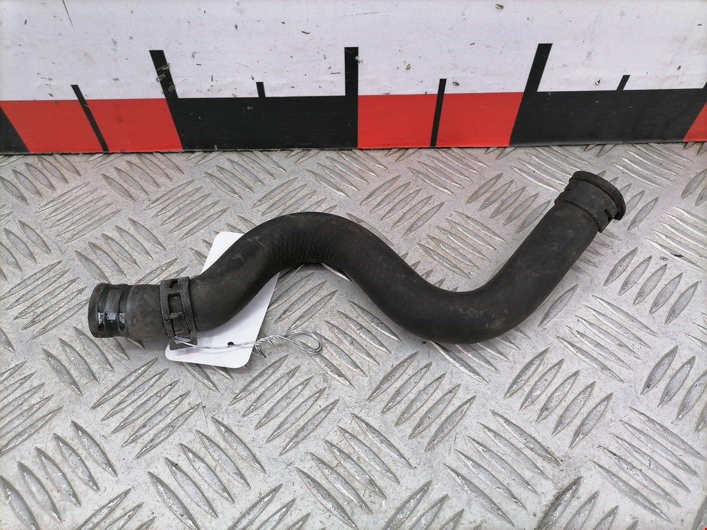 Патрубок TOYOTA Corolla E120 2001-2006