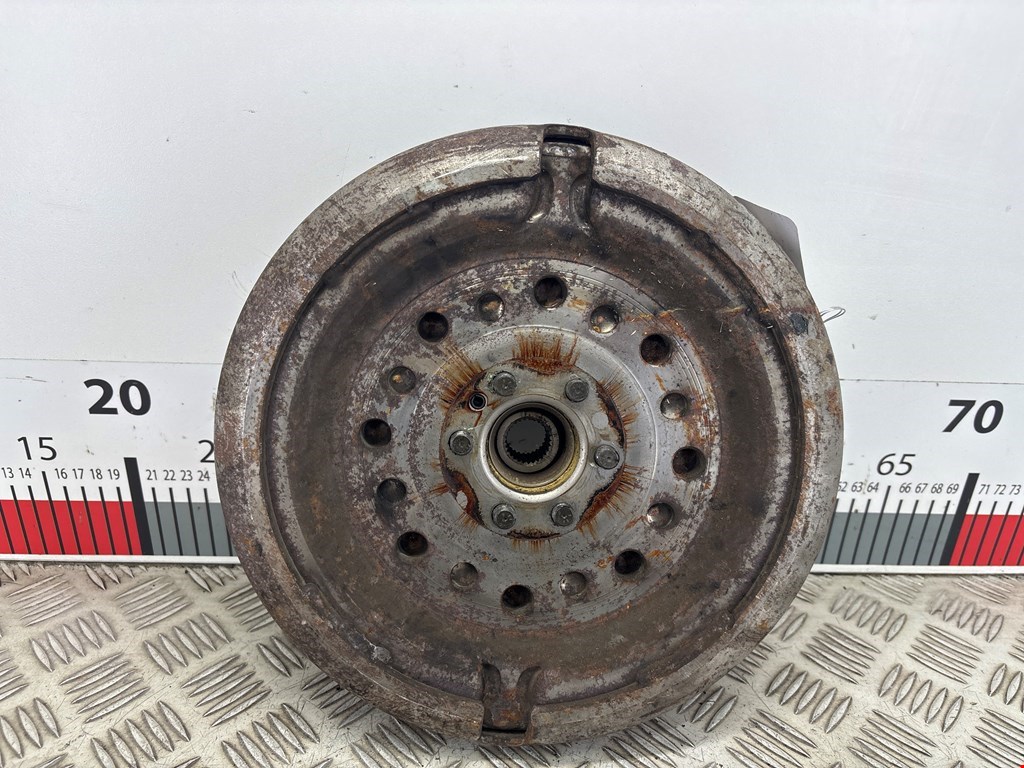 Маховик (демпфер сцепления) VOLKSWAGEN Golf V 2003-2009
