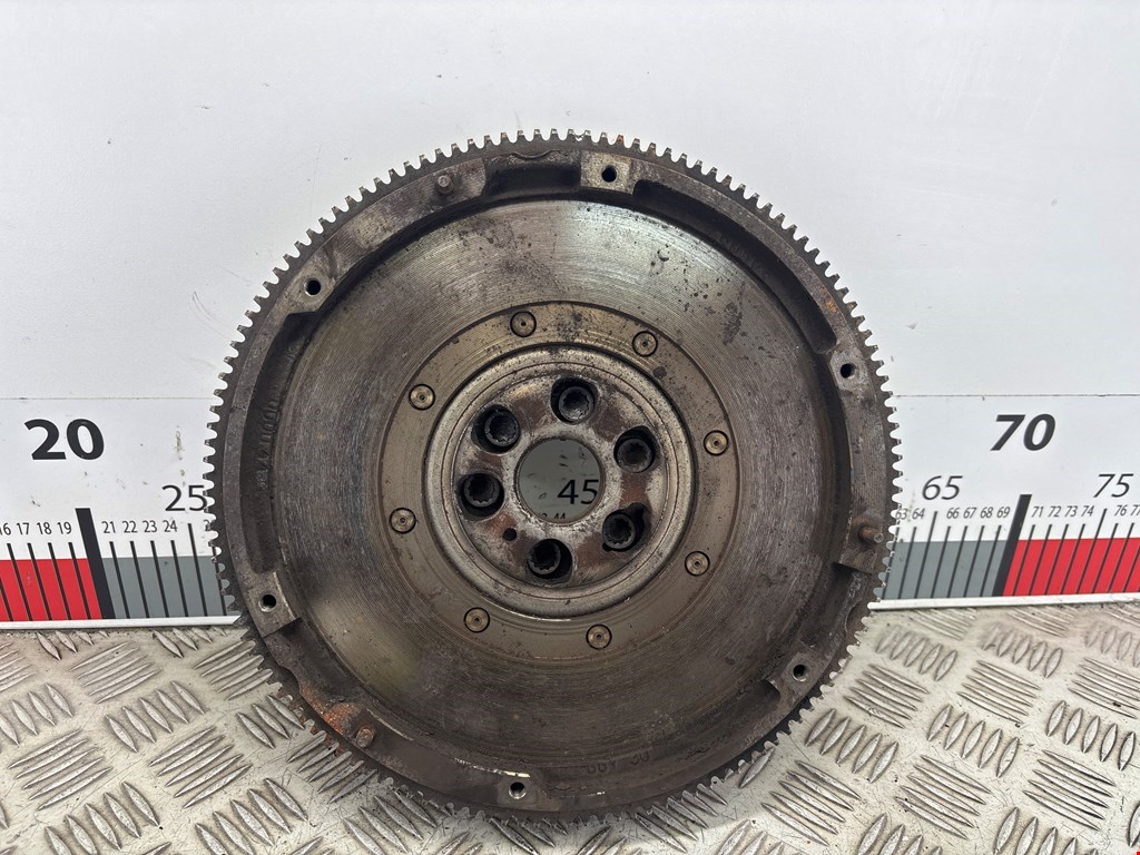 Маховик (демпфер сцепления) VOLKSWAGEN Golf V 2003-2009