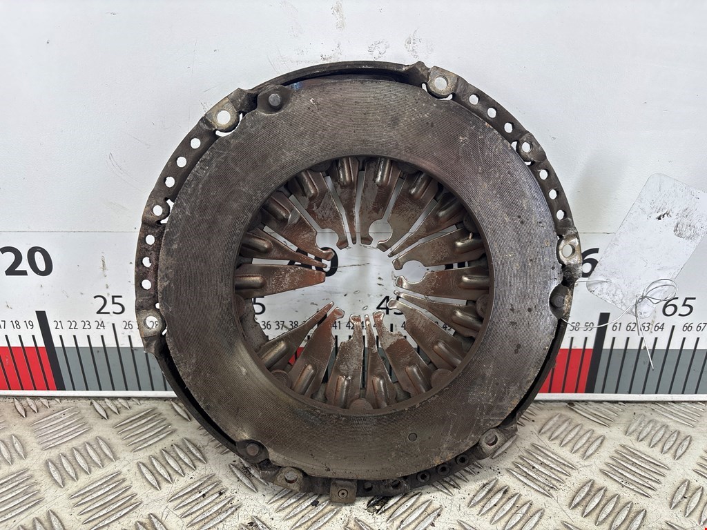 Маховик (демпфер сцепления) VOLKSWAGEN Golf V 2003-2009