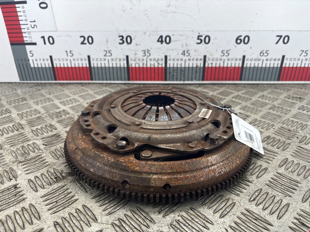 Маховик (демпфер сцепления) OPEL Meriva A 2003-2010