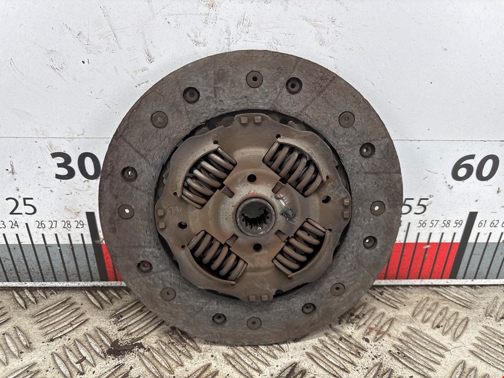 Маховик (демпфер сцепления) OPEL Astra H/Family 2004-2015