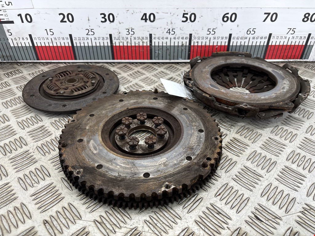 Маховик (демпфер сцепления) RENAULT Scenic II 2003-2010