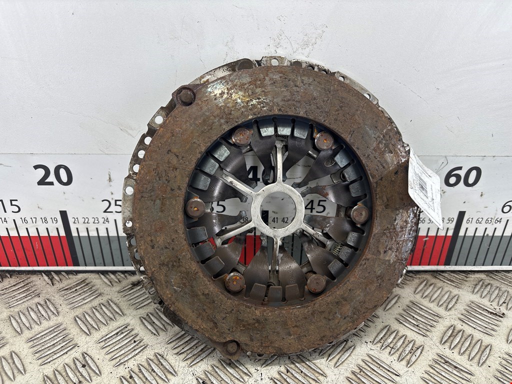 Маховик (демпфер сцепления) VOLKSWAGEN Golf V 2003-2009