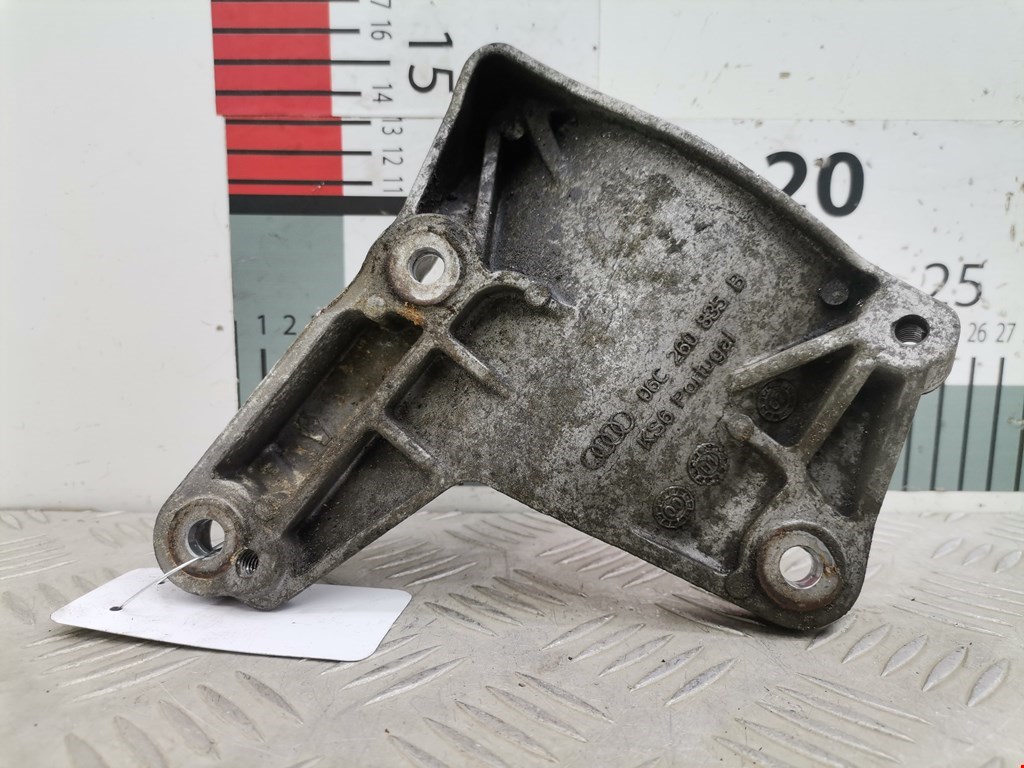 Кронштейн кондиционера AUDI A4 B6 2001-2005