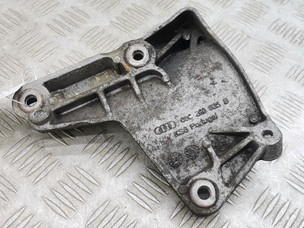 Кронштейн кондиционера AUDI A4 B6 2001-2005