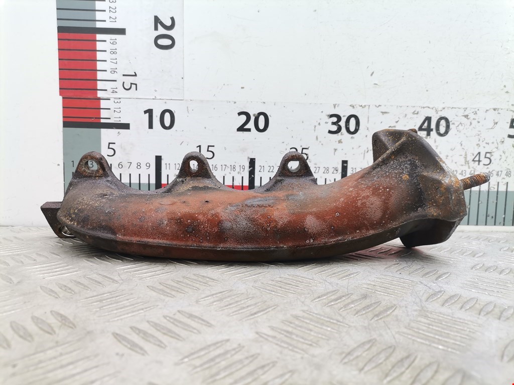 Коллектор выпускной AUDI A4 B6 2001-2005