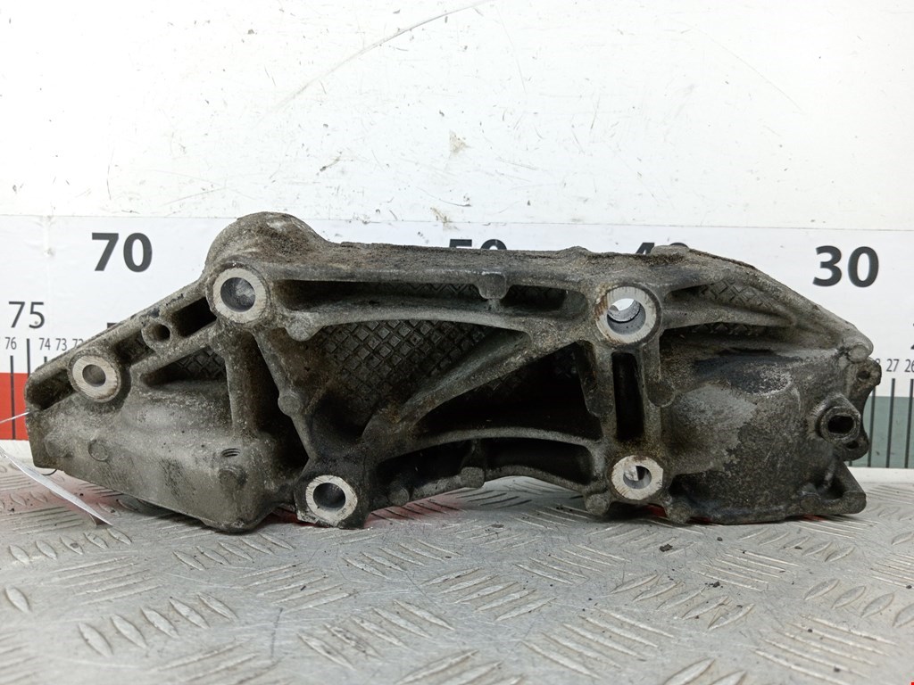 Кронштейн генератора RENAULT Espace 2003-2014