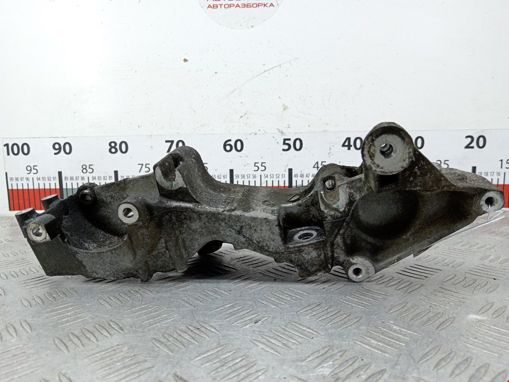 Кронштейн генератора RENAULT Espace 2003-2014