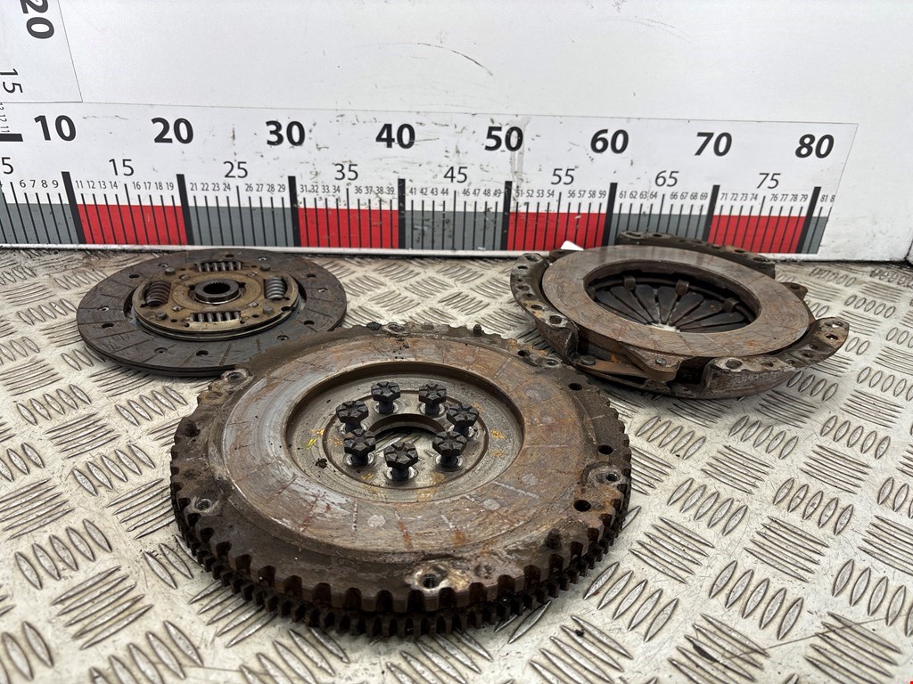 Маховик (демпфер сцепления) RENAULT Scenic II 2003-2010