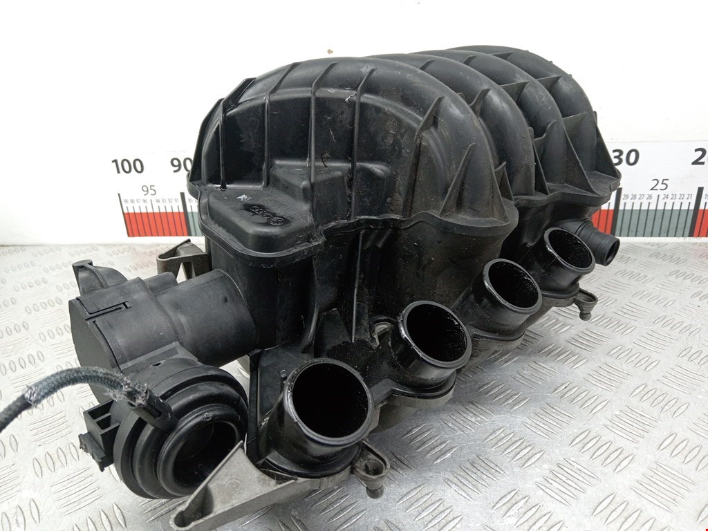 Коллектор впускной VOLKSWAGEN Golf VI 2009-2012