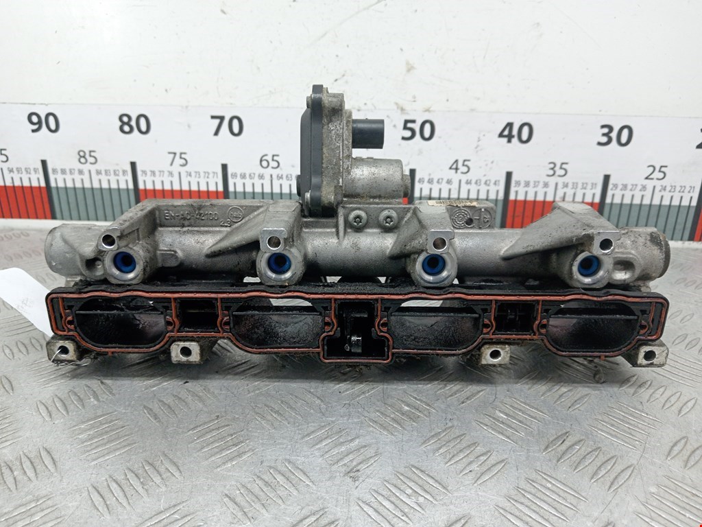 Коллектор впускной VOLKSWAGEN Golf VI 2009-2012