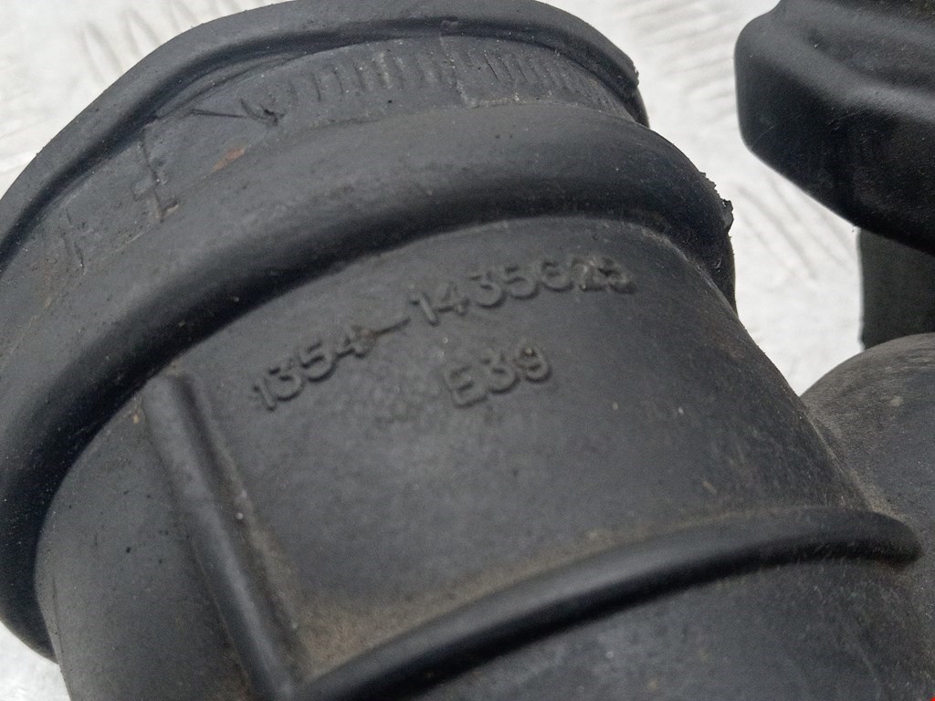 Патрубок воздушного фильтра BMW 5er 5 серия E39 1995-2004