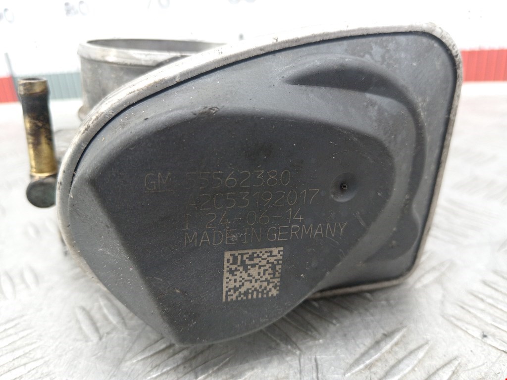 Заслонка дроссельная электрическая OPEL Zafira B 2005-2012