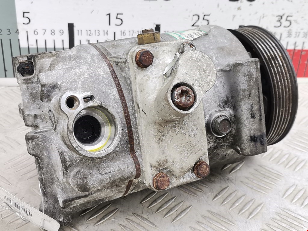 Компрессор кондиционера (системы кондиционирования) VOLKSWAGEN Passat B6 2005-2011