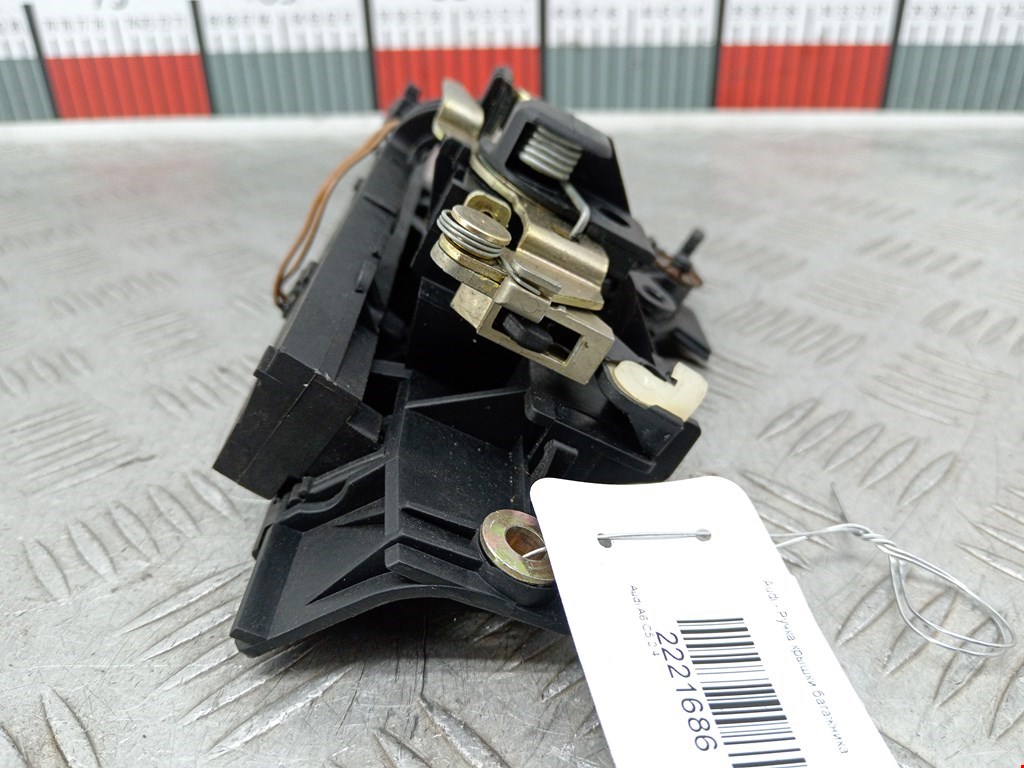 Ручка двери багажника наружная AUDI A6 C5 1997-2004